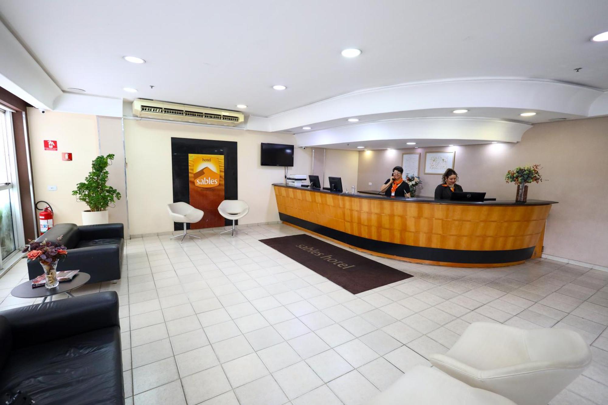 Sables Hotel جوارولوس المظهر الخارجي الصورة
